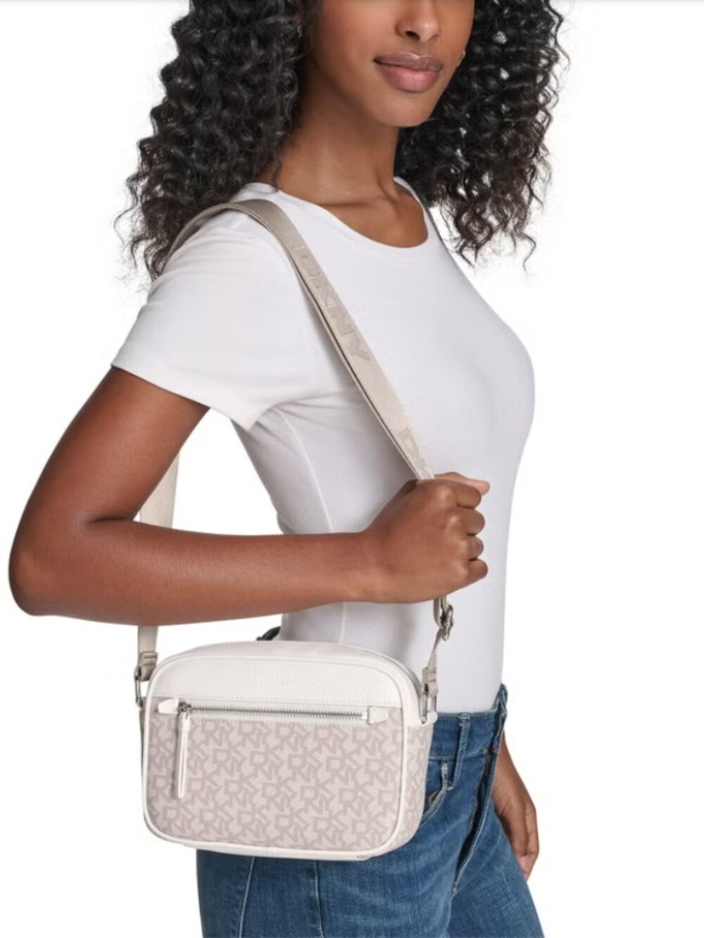 Length (in): 8.25; Width (in): 2.75; Height (in): 6; Strap length (in): 14 - 25
